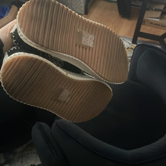 Dolce Vita Dolley Black White Knit Retro Style - Picture 3 of 4